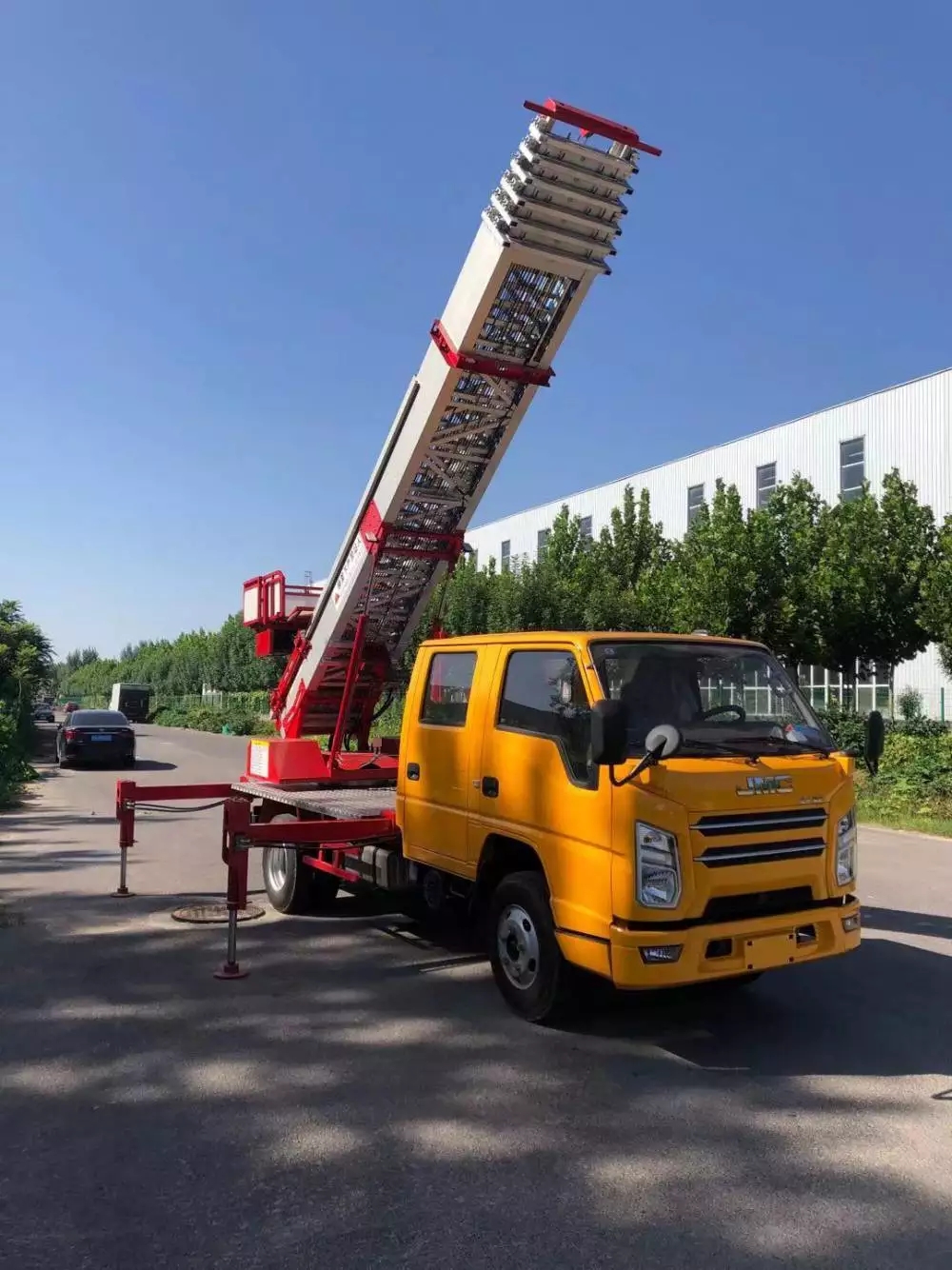 丰县附近的云梯车出租服务：轻松解决高空作业需求