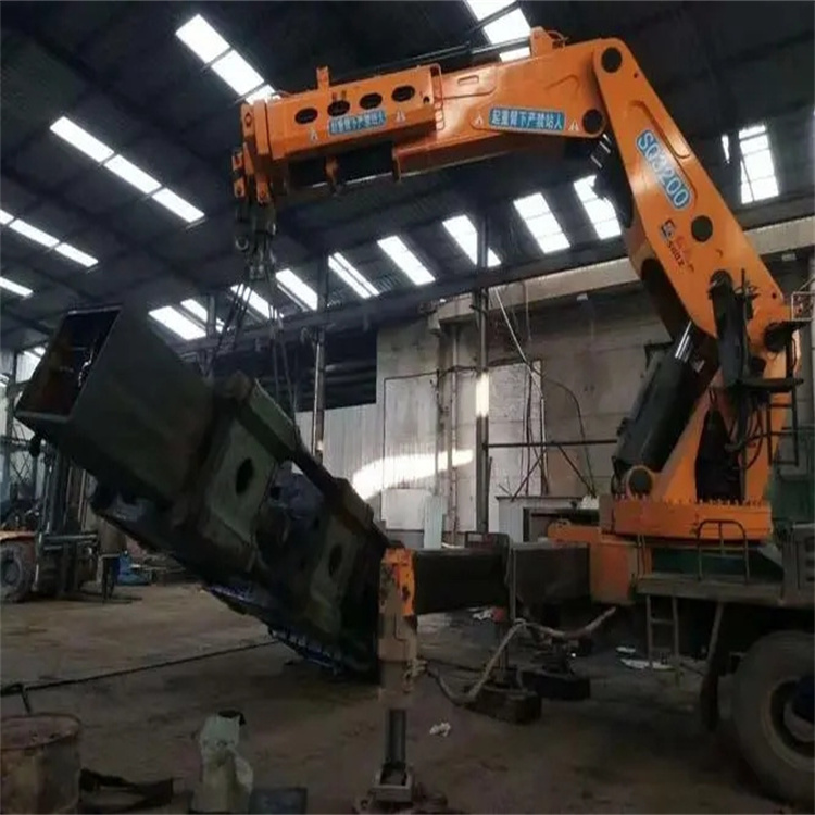 丰县130吨折臂吊车出租吊机租赁附近电话